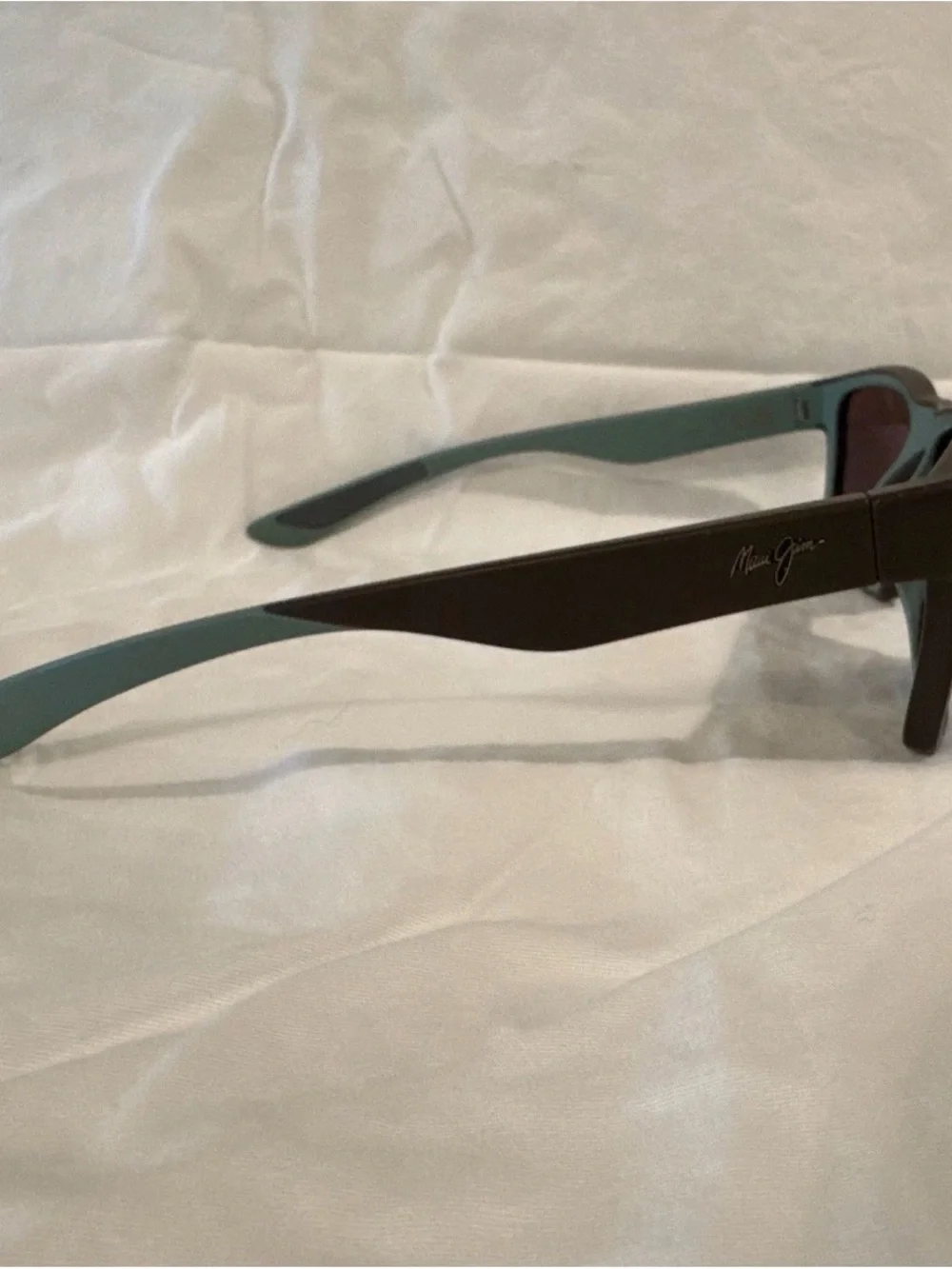 Maui Jim Black Frame Sunglasses with Green-Blue Mirrored Lenses